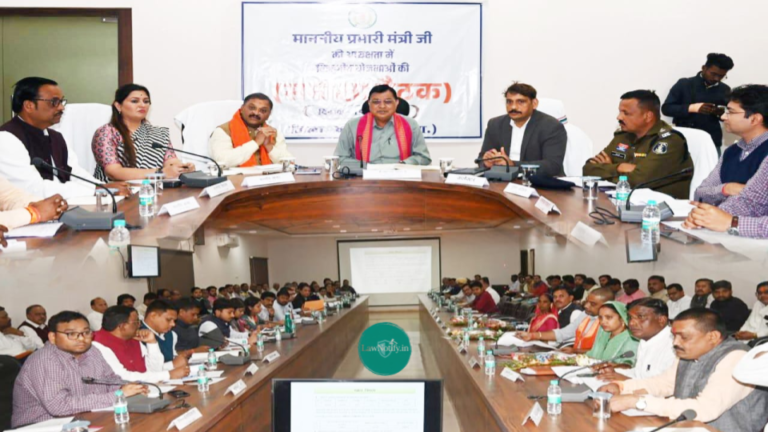 Directions Issued to Inspect Hospitals for Ayushman Card Treatment in Kabirdham District