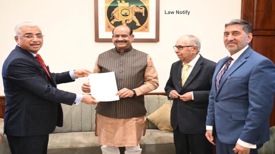 Judge Inquiry Committee Submits Report on Justice Yashwant Varma Allegations to Lok Sabha Speaker Om Birla