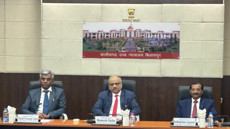CGHC - CJ Ramesh Sinha, Justice PP Sahu, Justice Radhakishan Agrawal