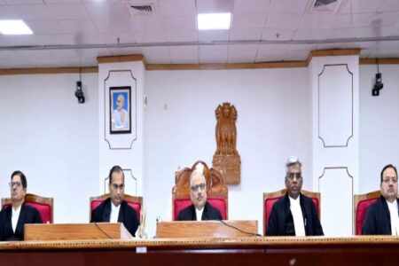 Chief Justice Shri Justice Ramesh Sinha Receives a Warm Farewell at the High Court of Chhattisgarh