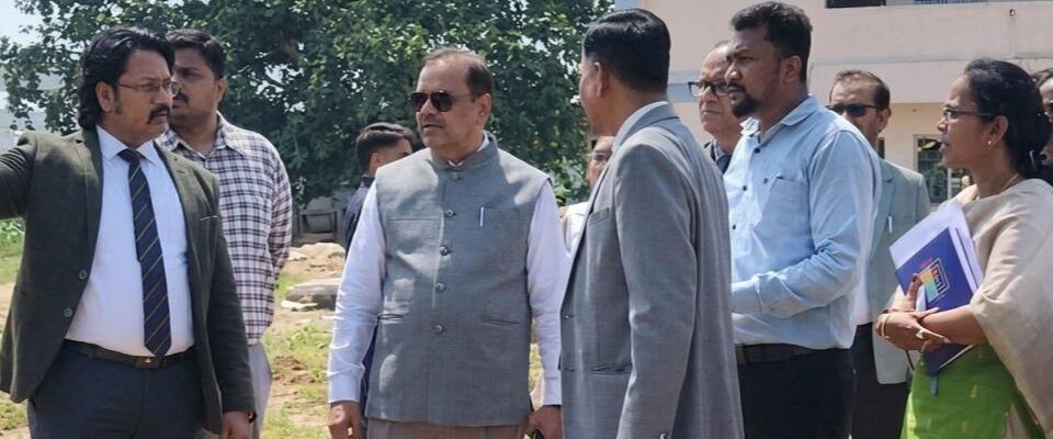 Justice Sanjay Kumar Jaiswal Visits Kondagaon District Court